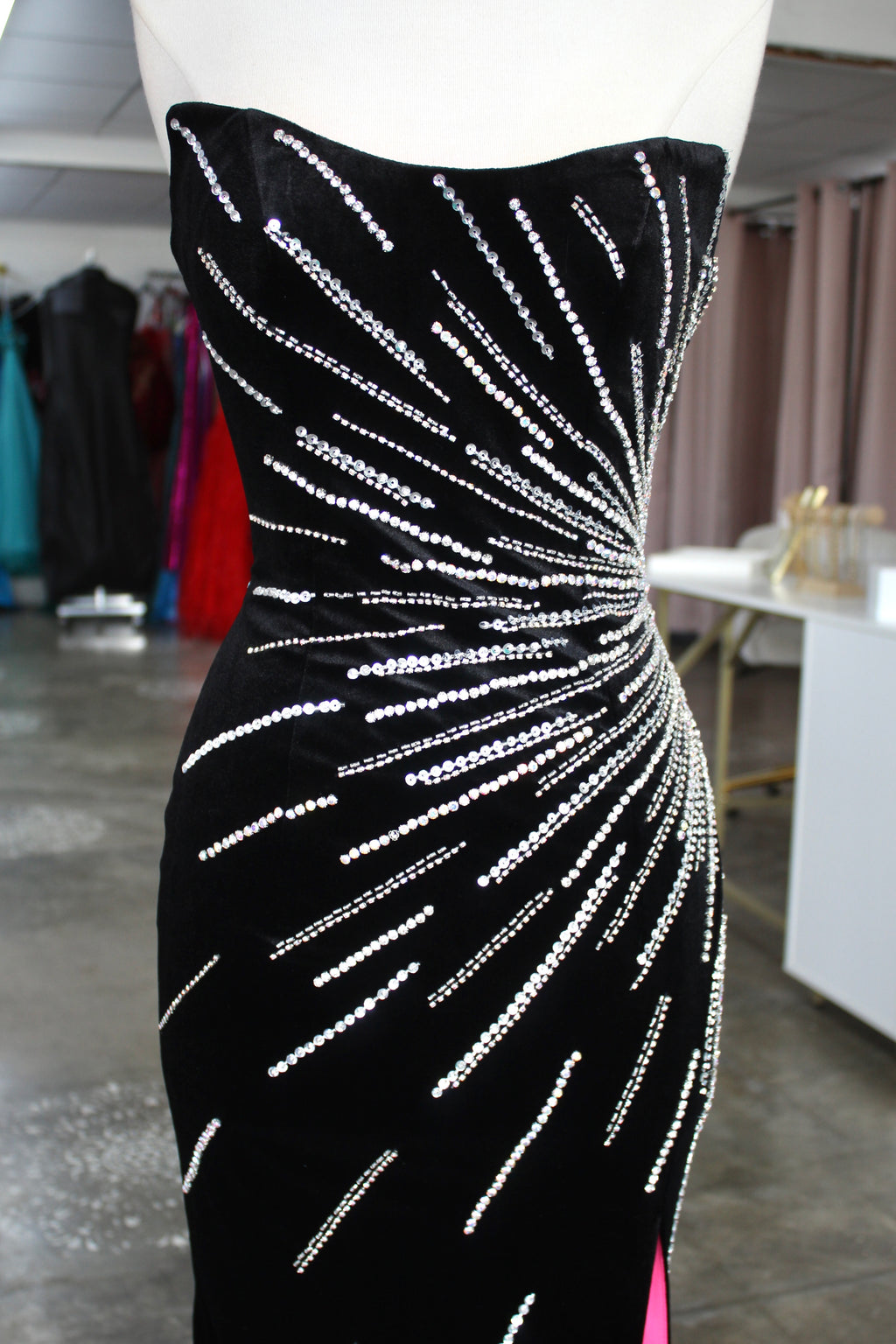 Johnathan Kayne 3018 (Black-Neon Pink)- Size 2