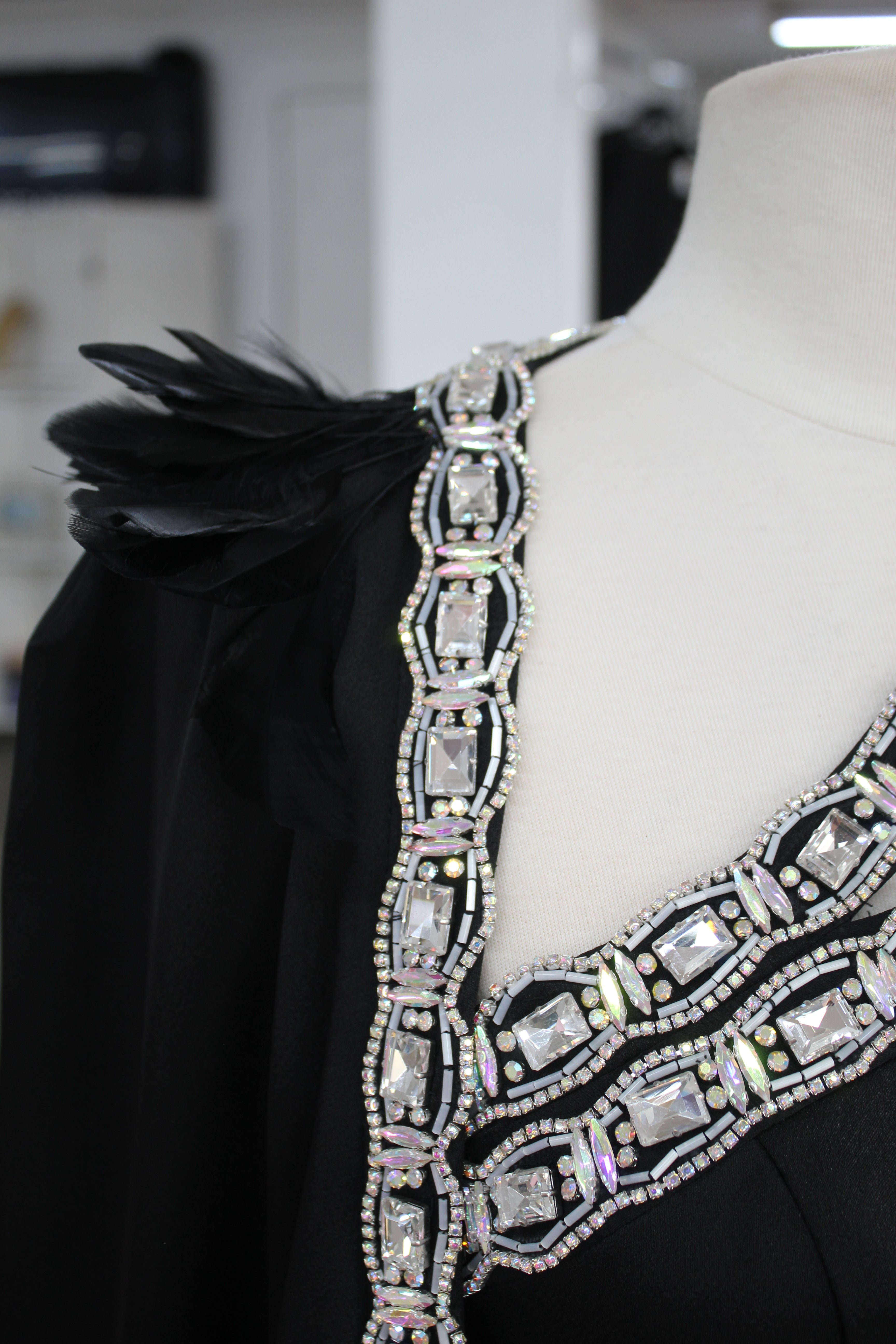 Johnathan Kayne 3286 (black)-Size 0