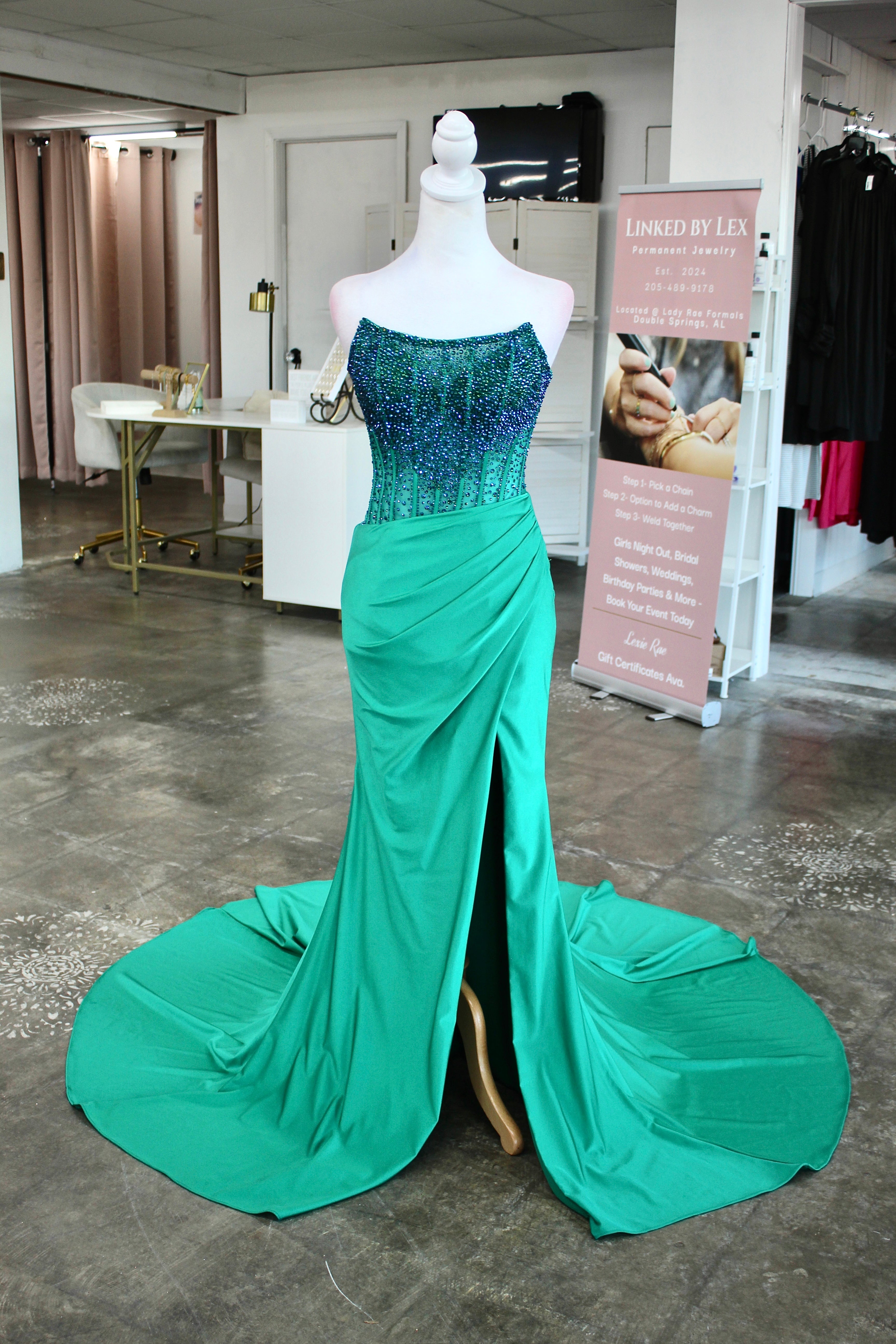 Ashley Lauren 11690- Size 4