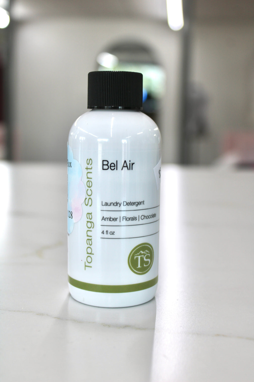 Topanga Scents- 4oz Laundry Detergent