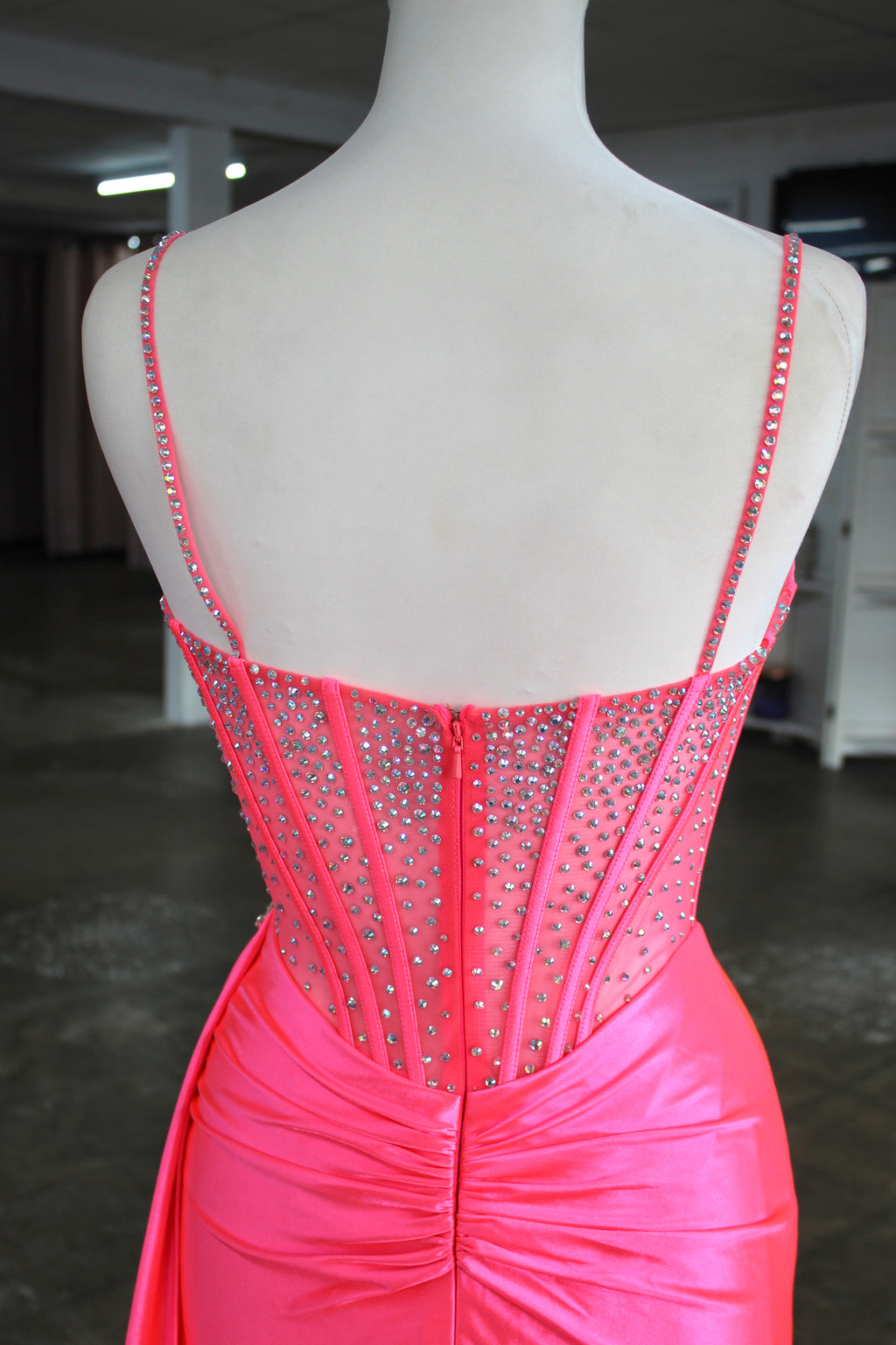 Johnathan Kayne 3215 (Hot Coral)-Size 8