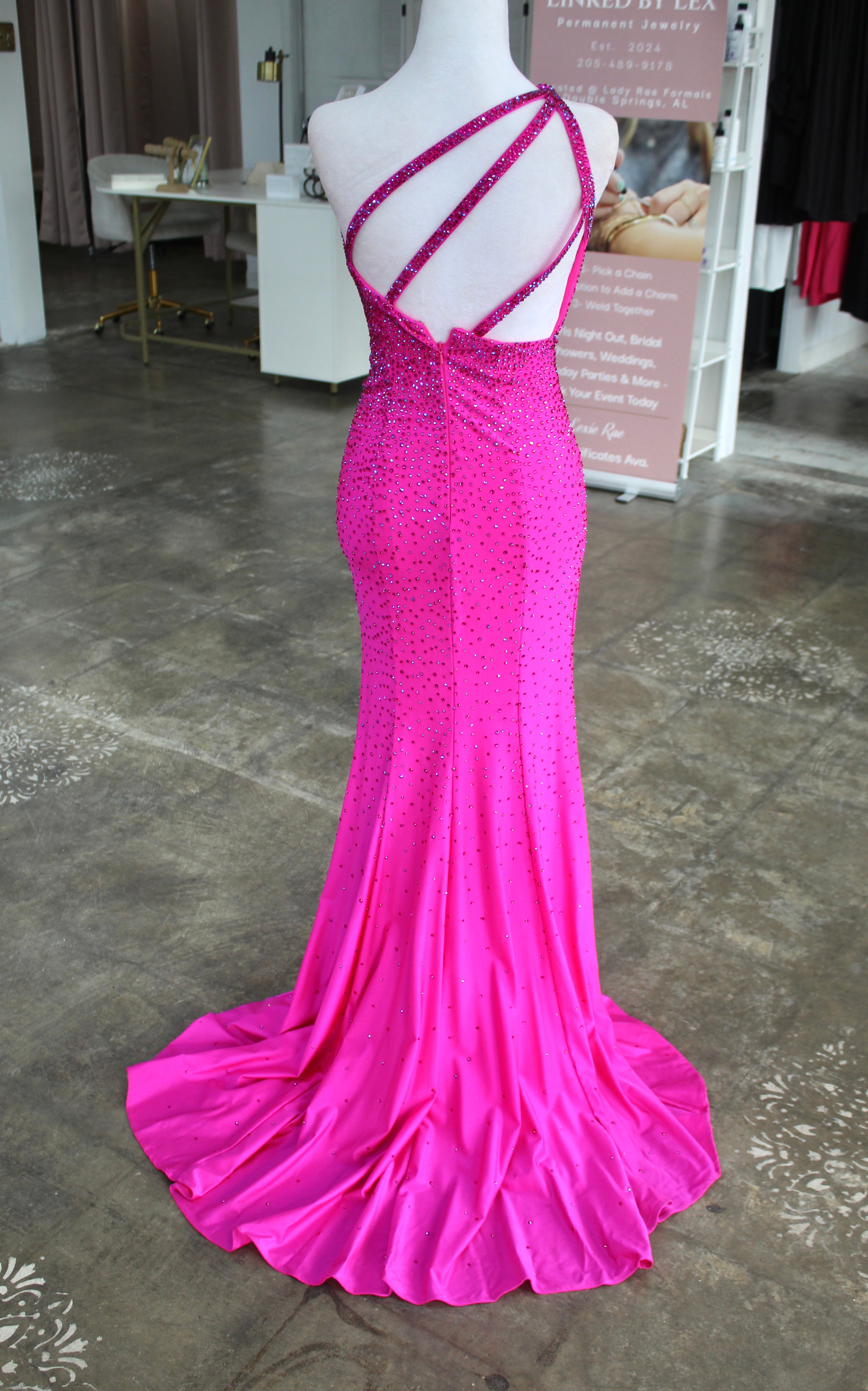 Faviana 11217- Size 00