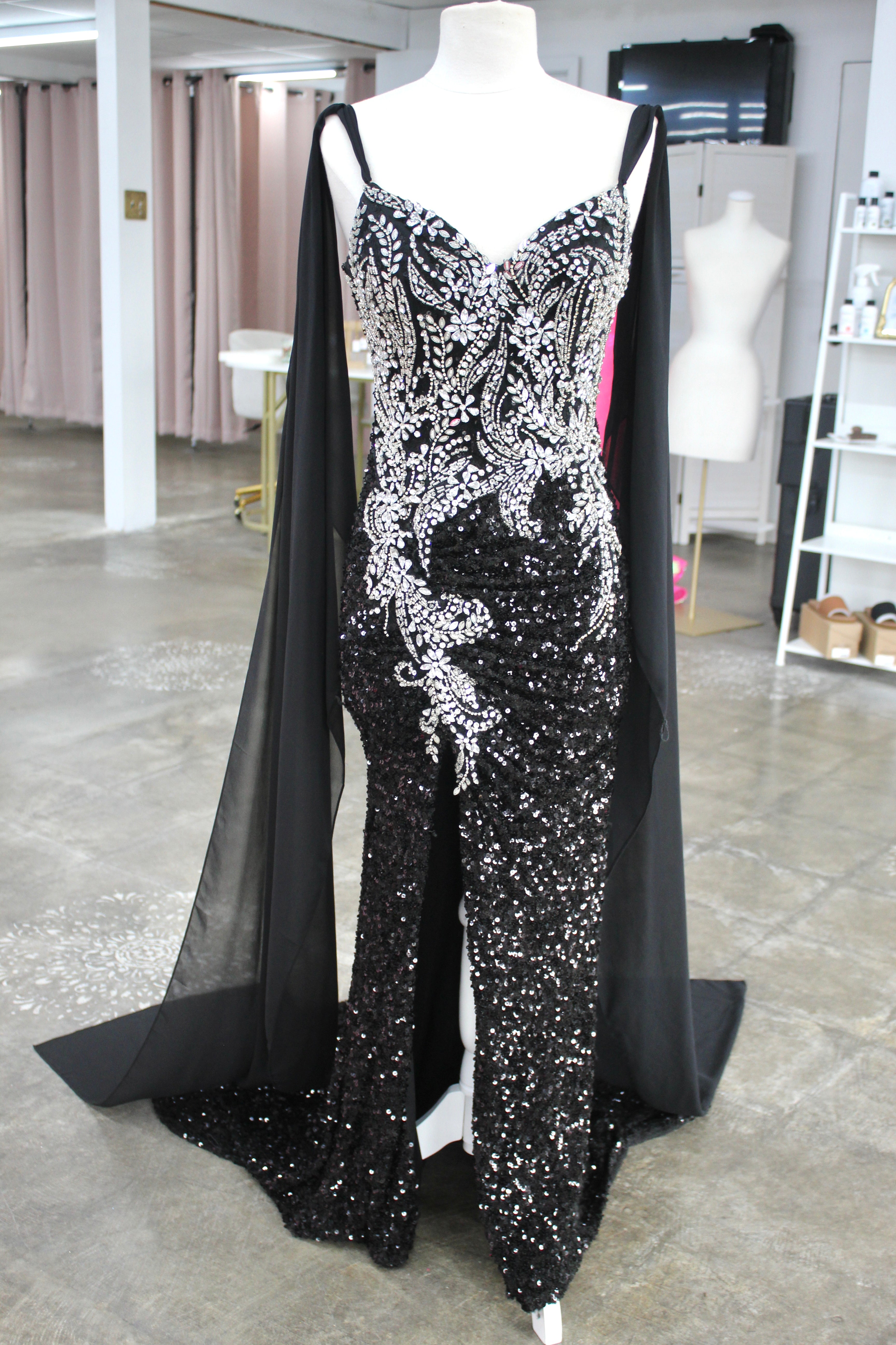Sophia Thomas- Size 0