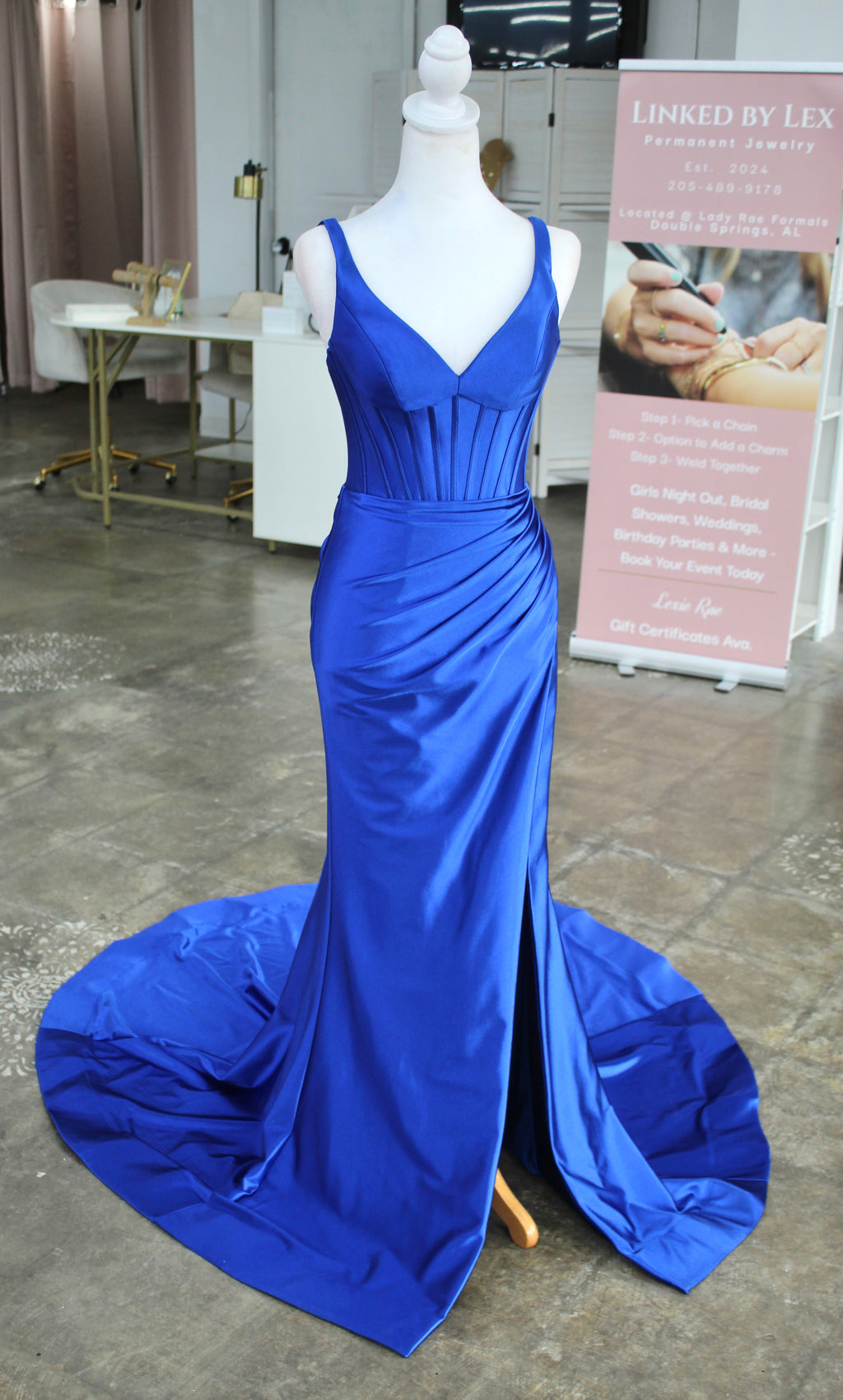 Sherri Hill (Royal)- Size 00