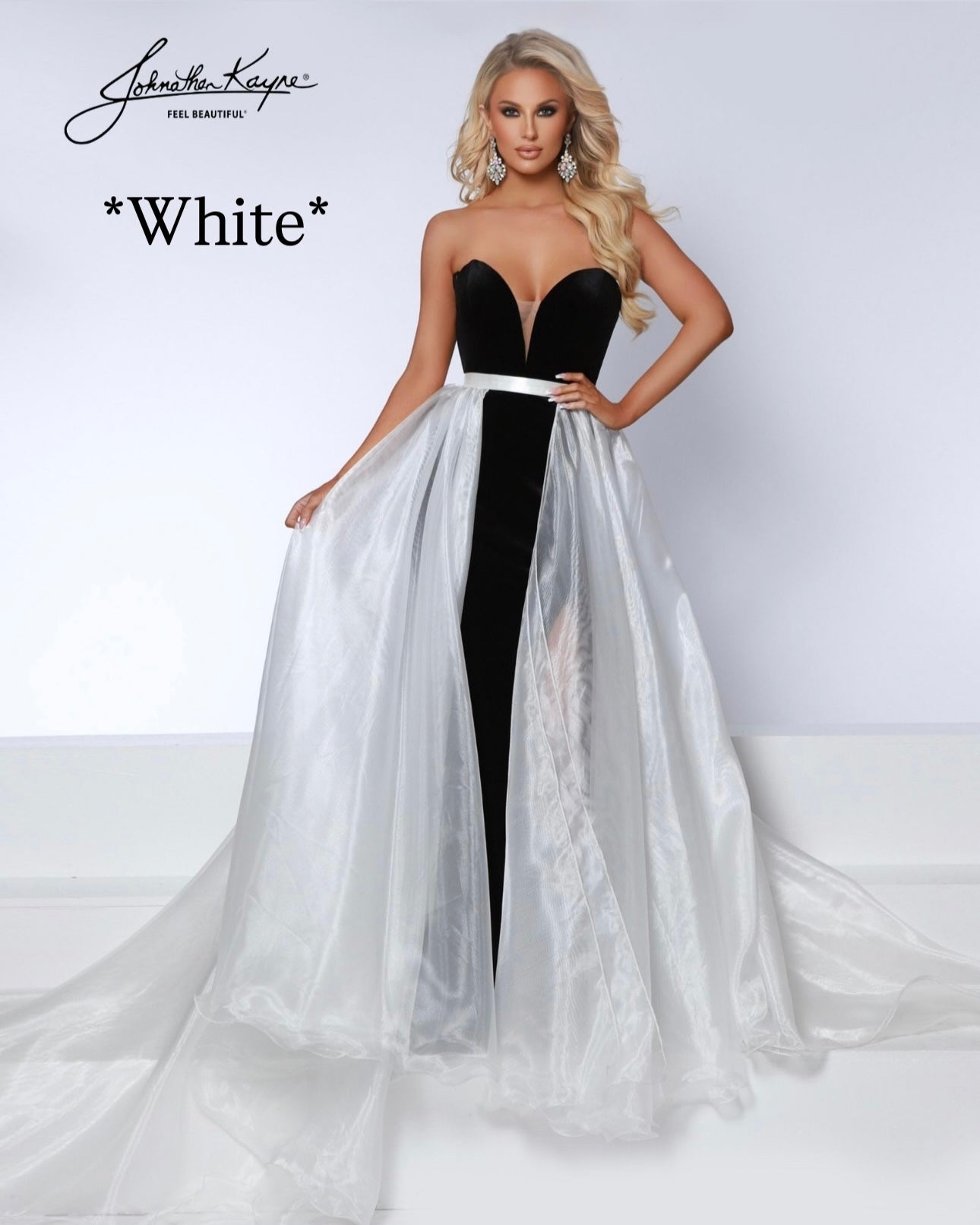 *PREORDER* Overskirt 1