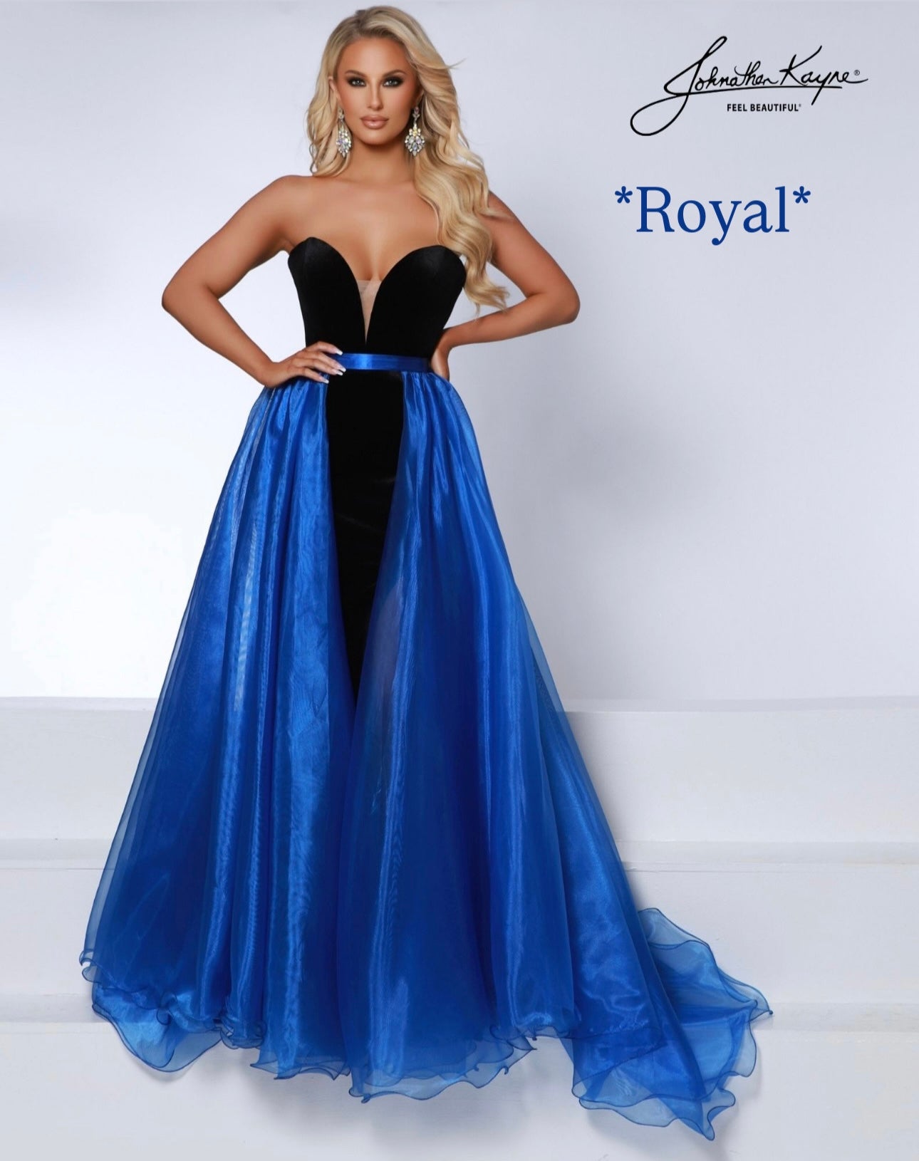 *PREORDER* Overskirt 1