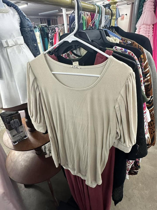 Medium Top