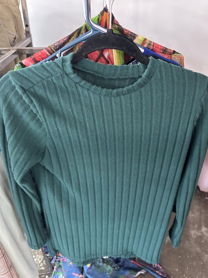 Small Green Long Sleeve Top