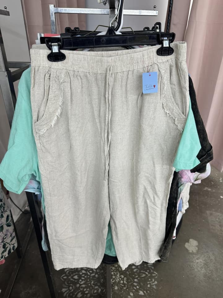 Large Linen Capris