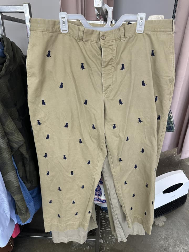 Mens 40x32 Khakis