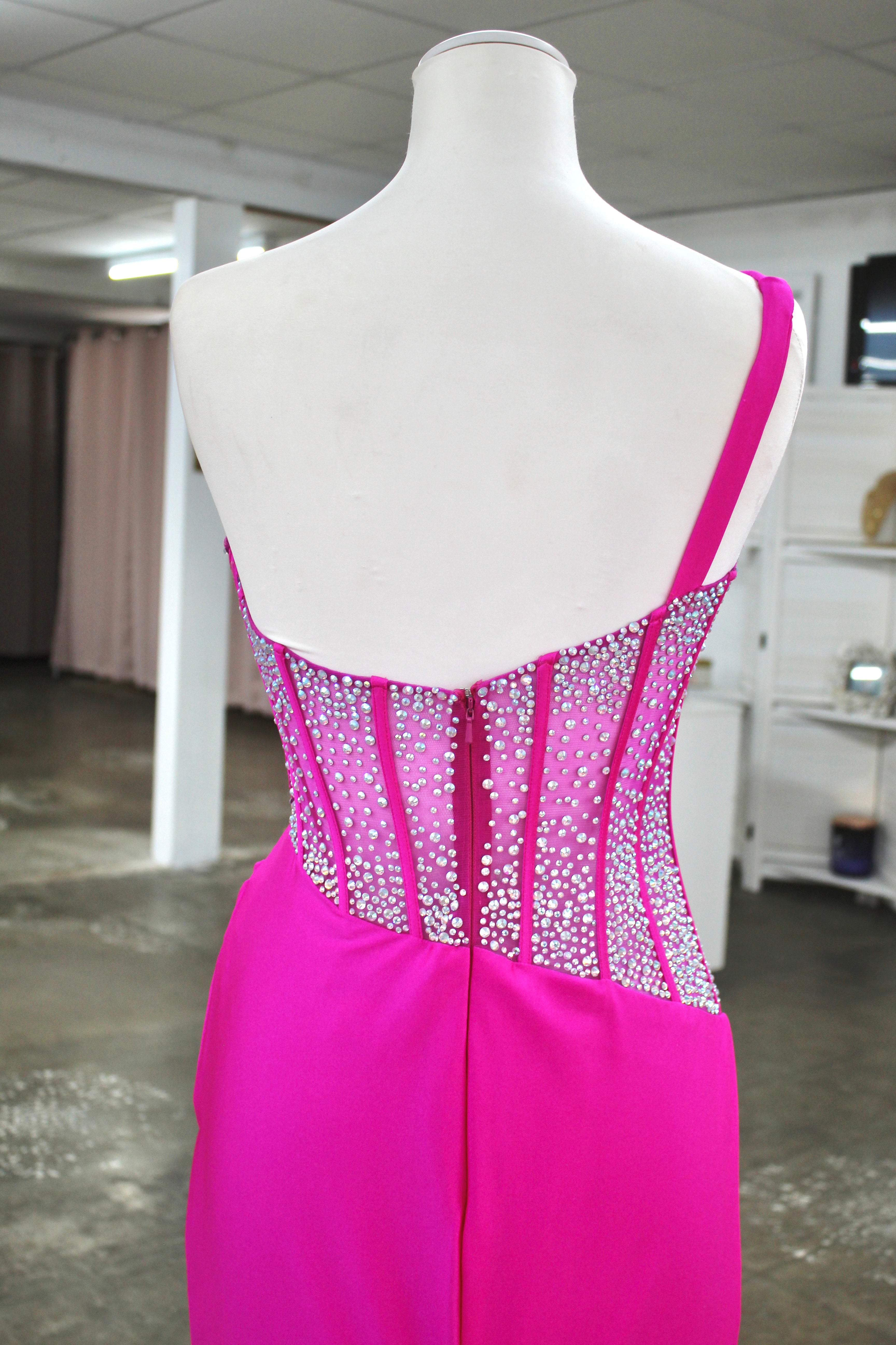 Ashley Lauren 11617- Size 14