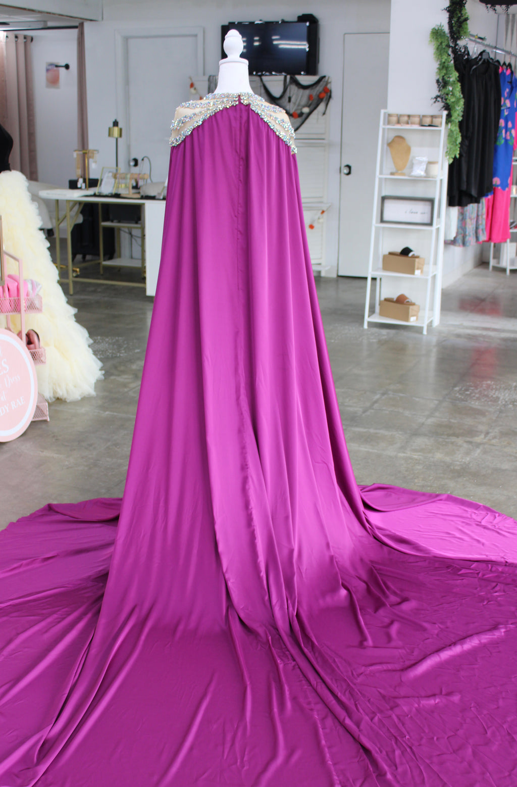 Johnathan Kayne 2628 Magenta- Size 6