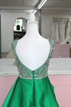 Mac Duggal Beaded Gown – Emerald Green (Size 4)