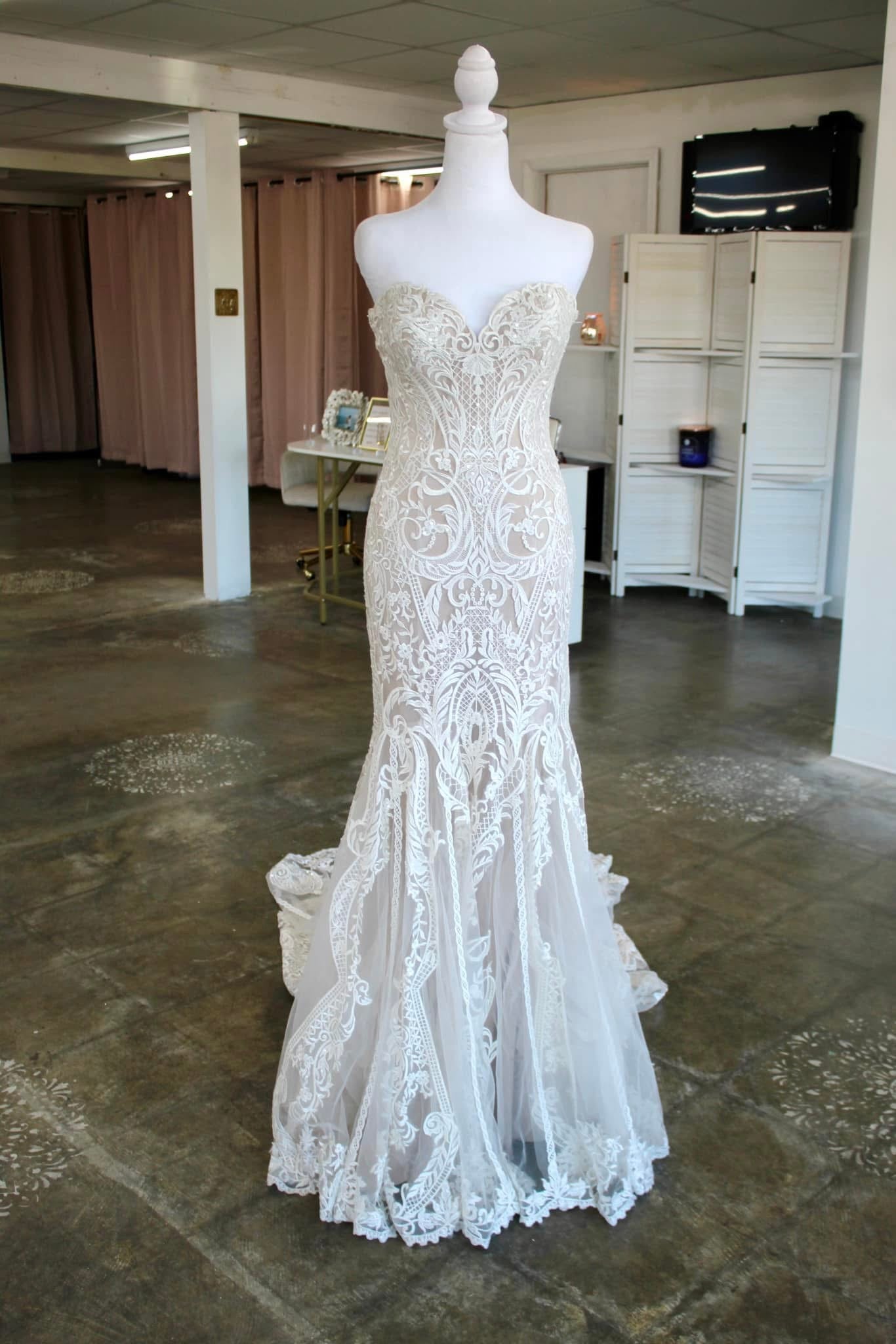 Allure Bridal Size 6