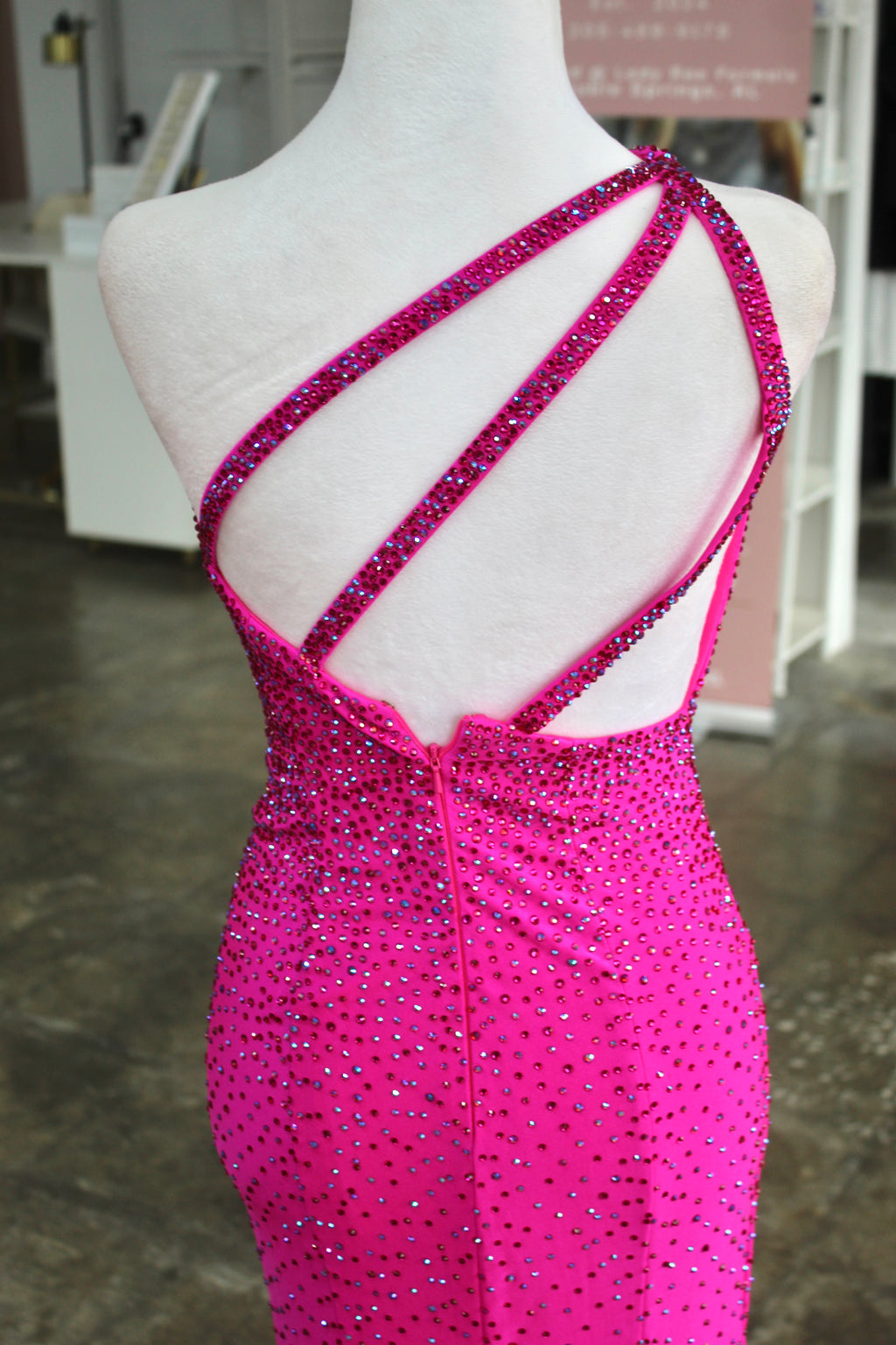 Faviana 11217- Size 00