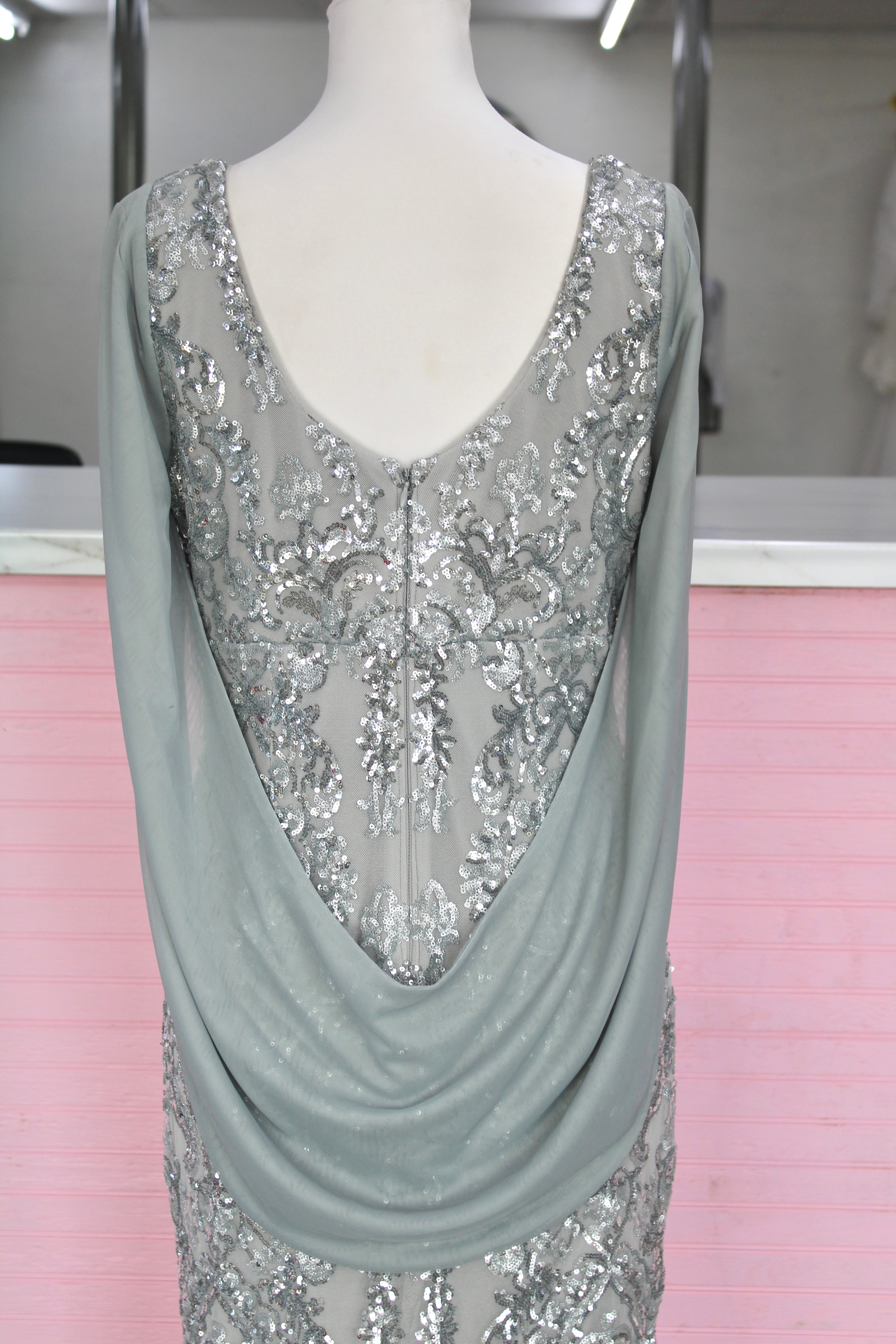 R&M Richard’s- Size 12