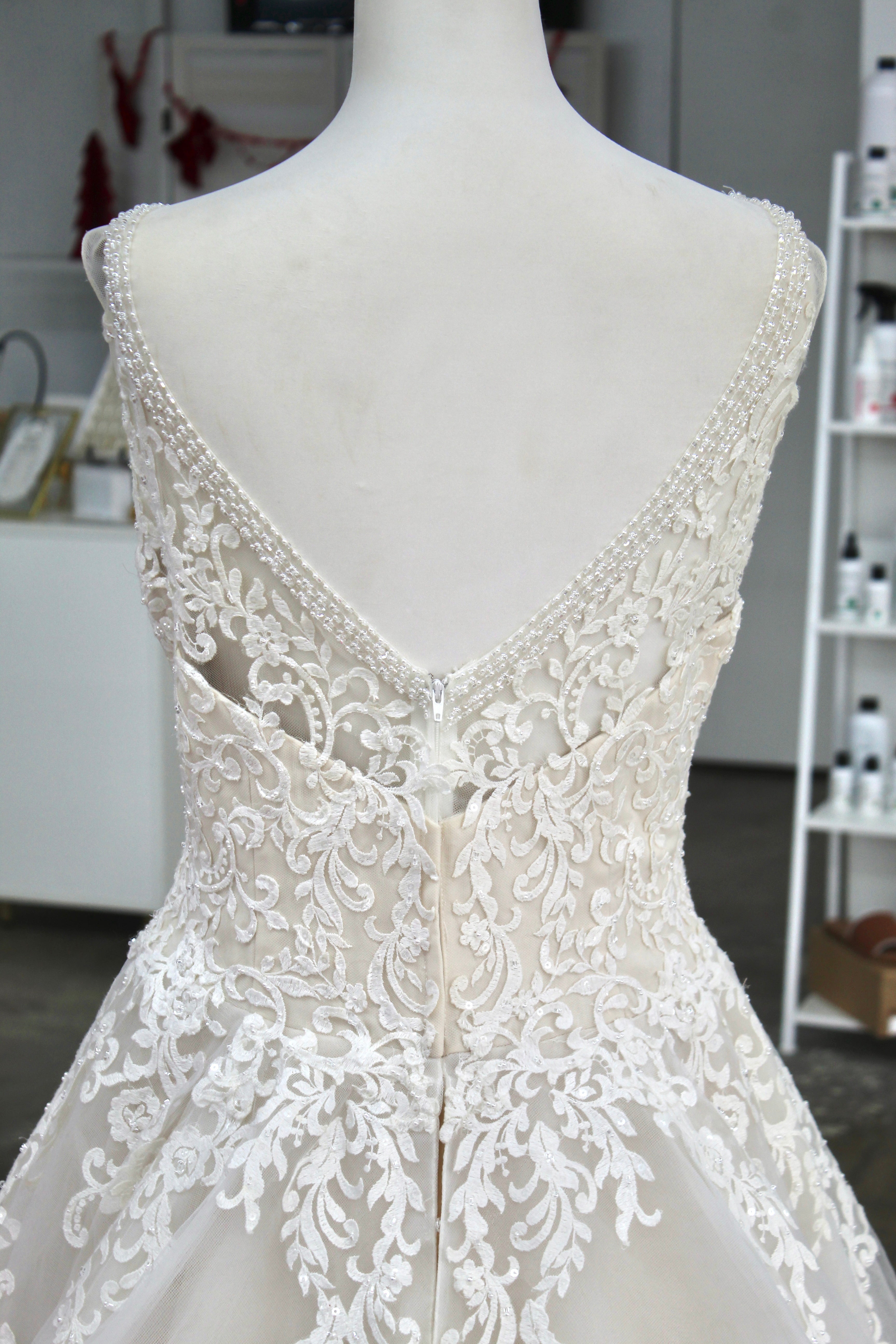 Romantic Bridals-Size 16