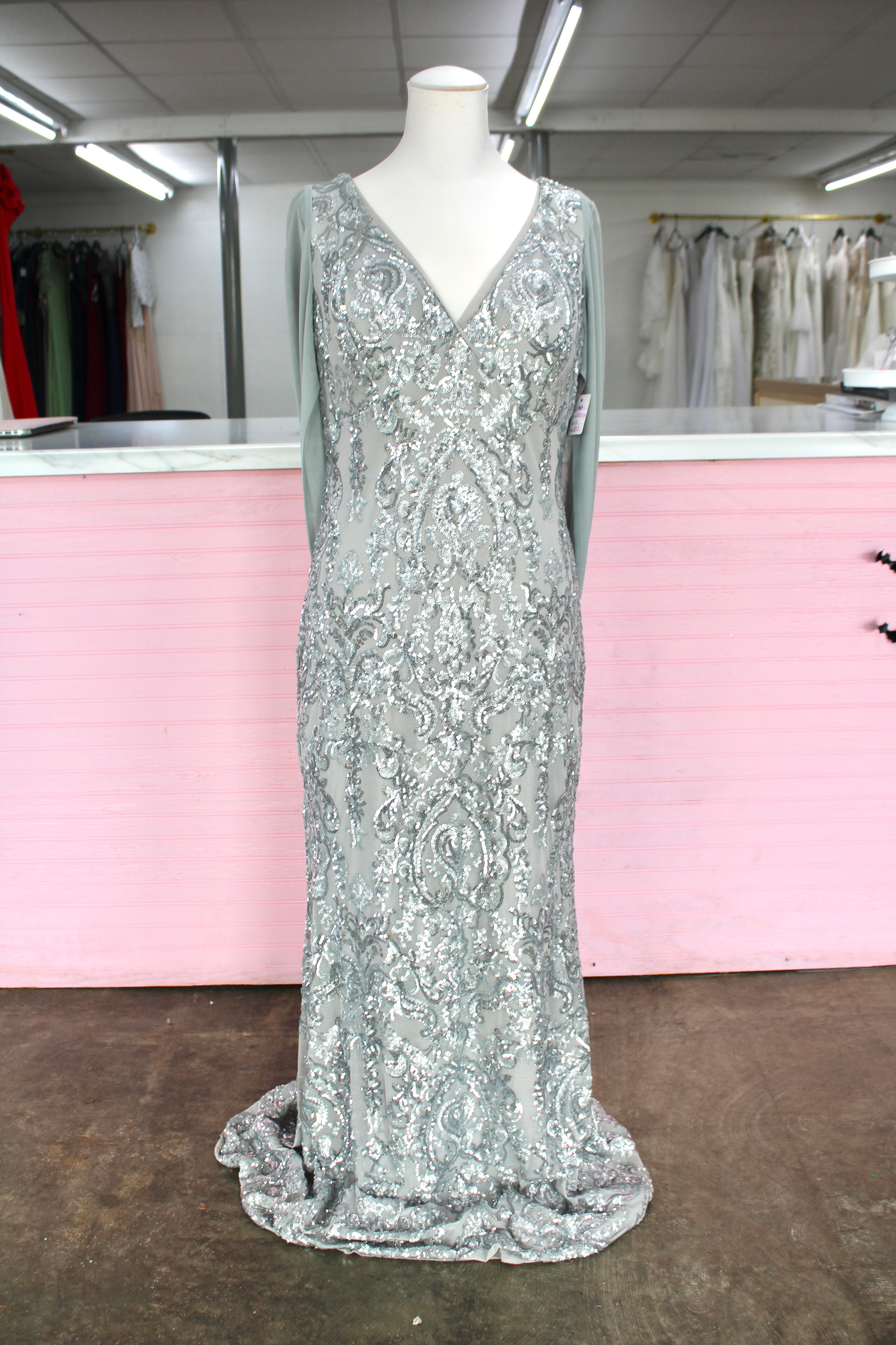 R&M Richard’s- Size 12