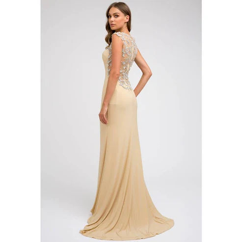 SLEEVELESS FITTED EVENING GOWN: LIGHT GOLD / XS