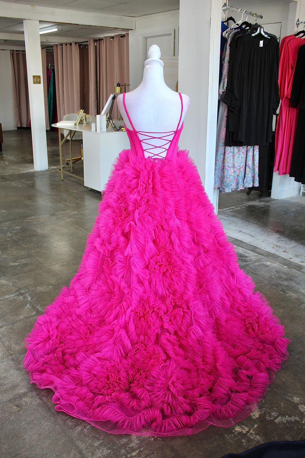 Amarra 88785 (Neon Pink)- Size 2