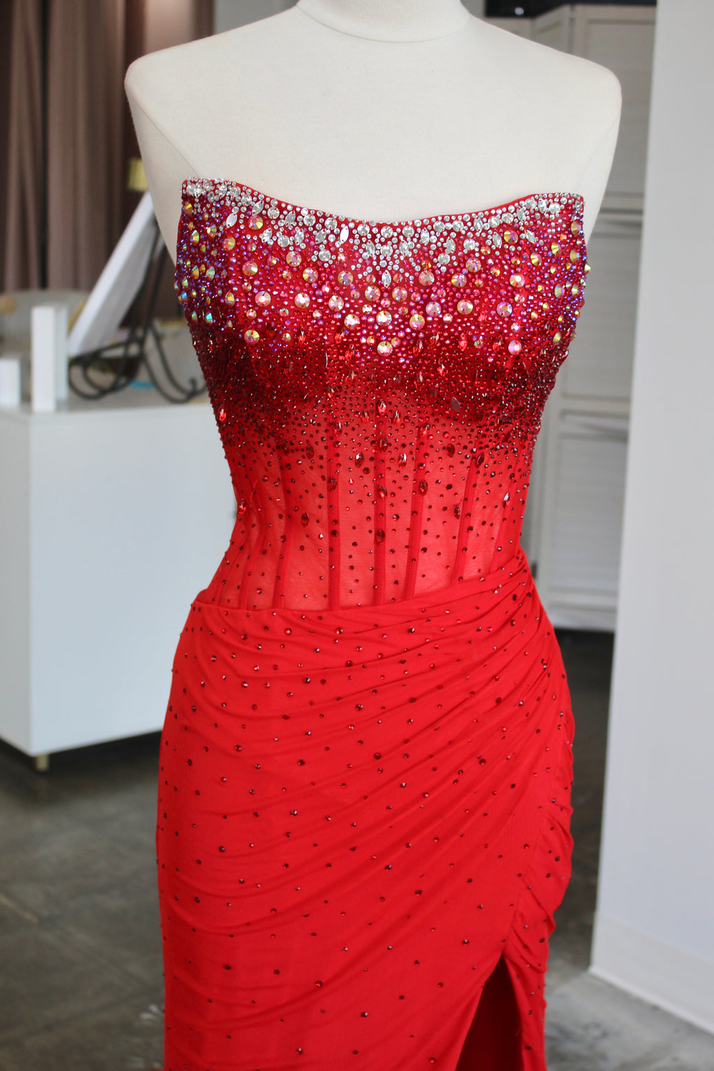 Ashley Lauren 11904 (Red)- Size 0