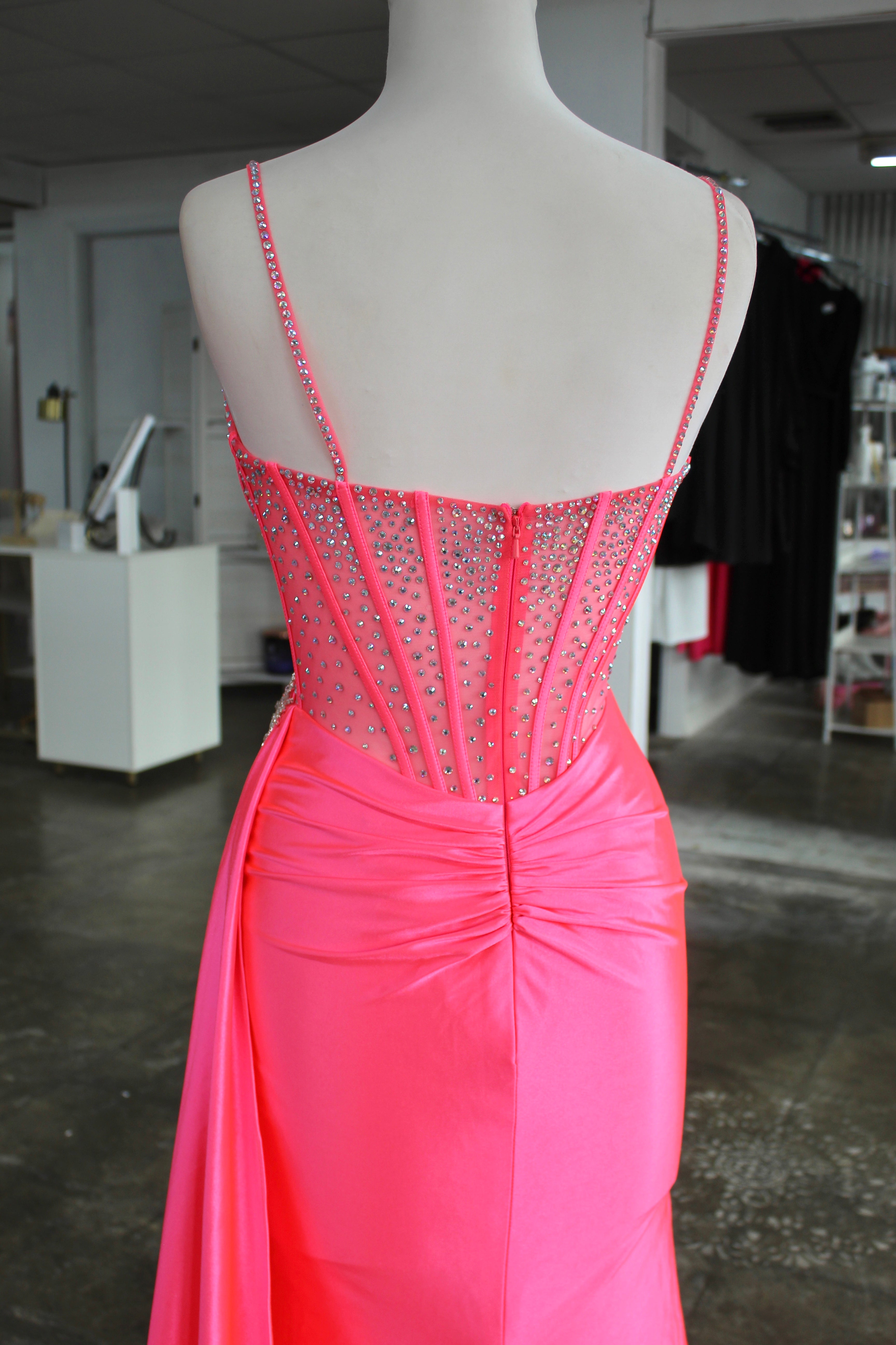 Johnathan Kayne 3215 (Hot Coral)-Size 8