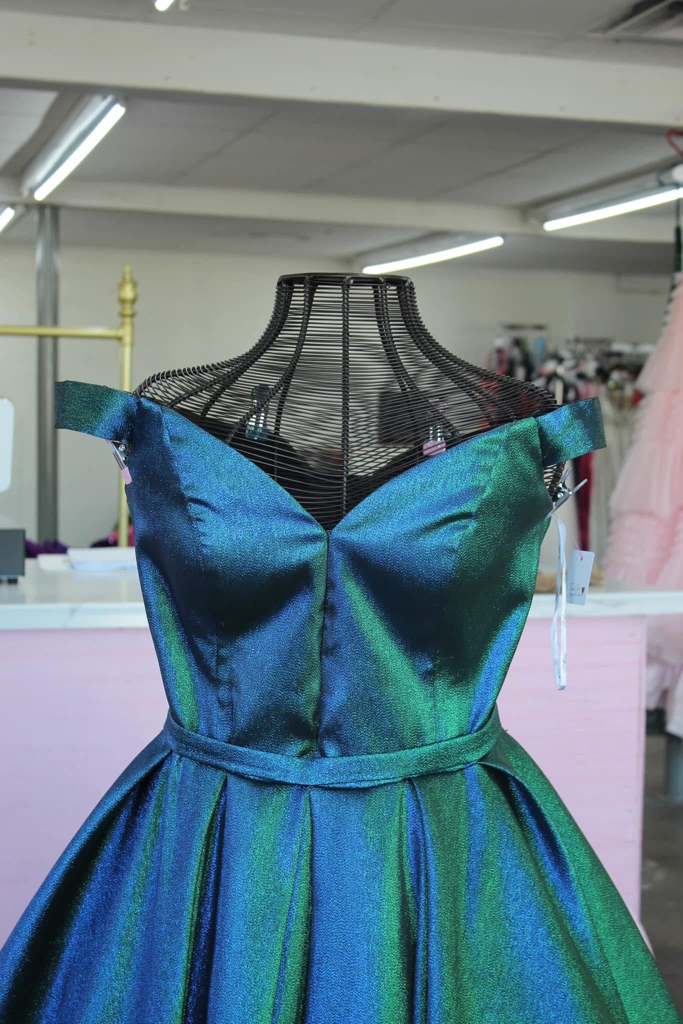 Tiffany Design-Size 24