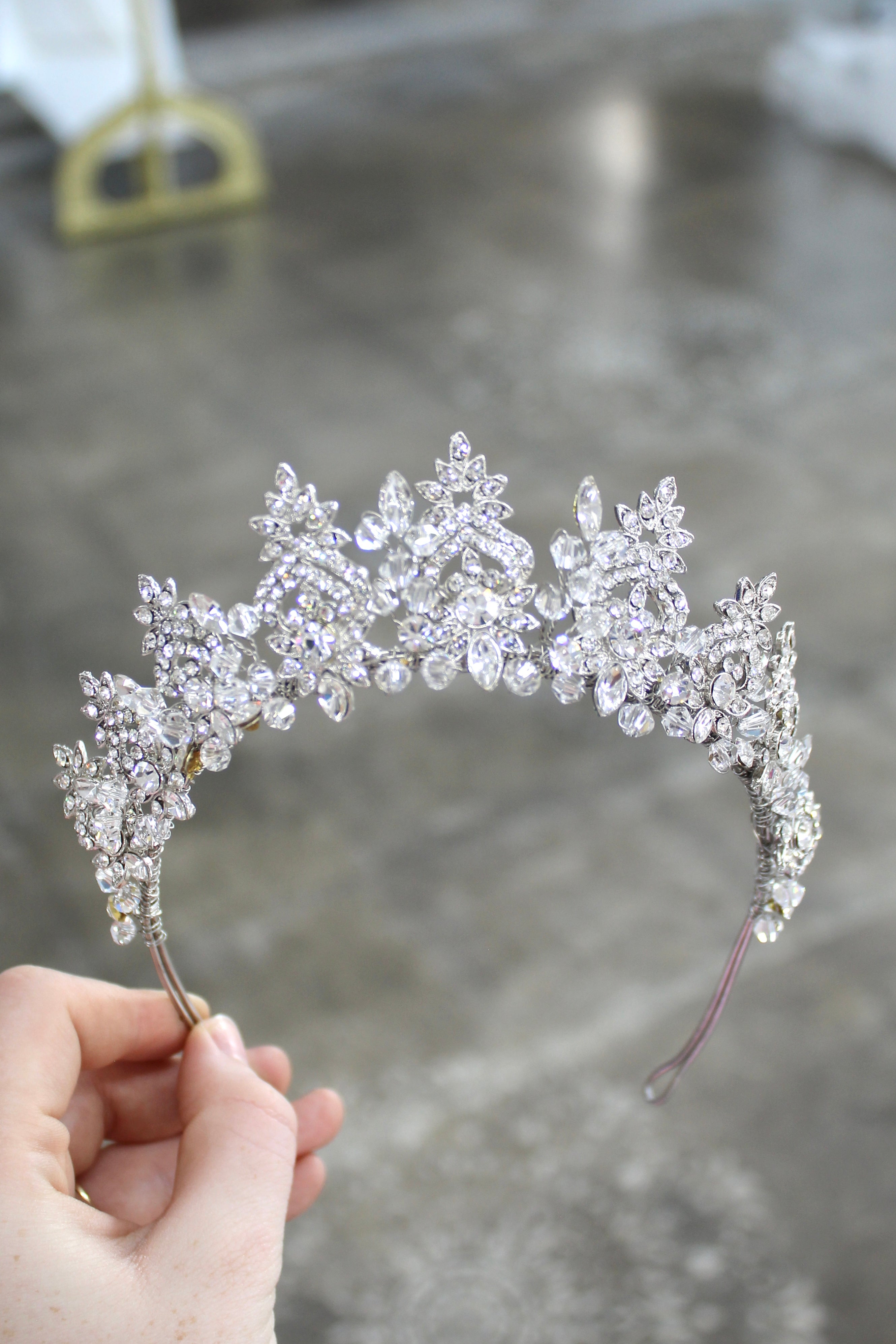 Bridal Deal — David’s Bridal Wedding Gown + Veil + Tiara | Size 12