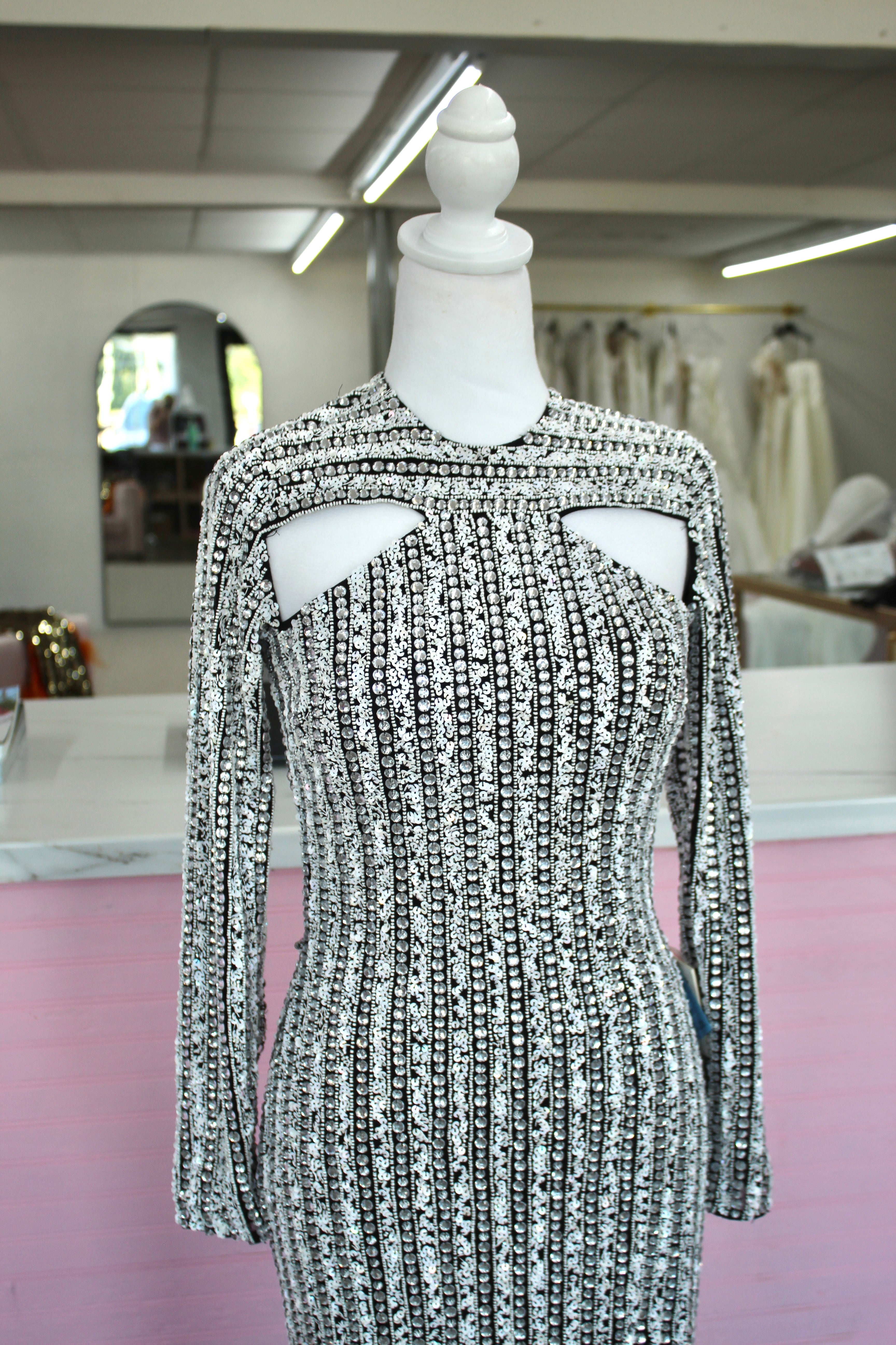 iNtrigue by Blush size 4