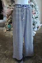 LULU MAC Navy & White Striped Pants (set)