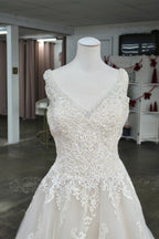 Romantic Bridals-Size 16