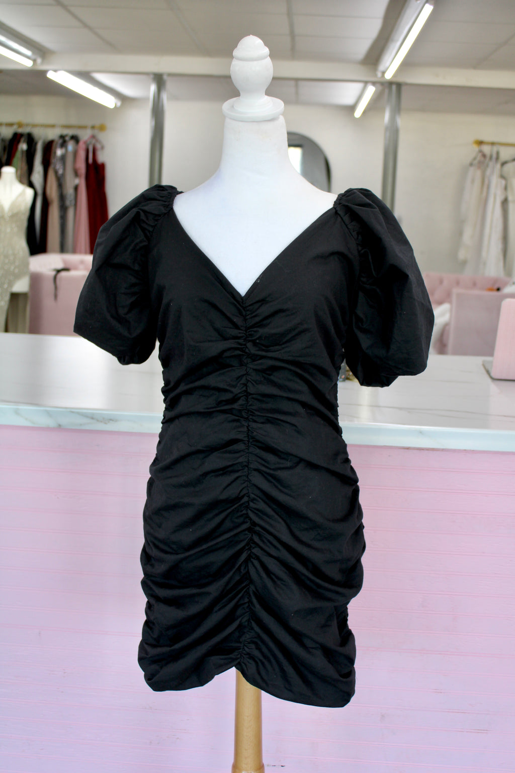 HVFVE Ruched Puff Sleeve Mini Dress – Black (Size M)
