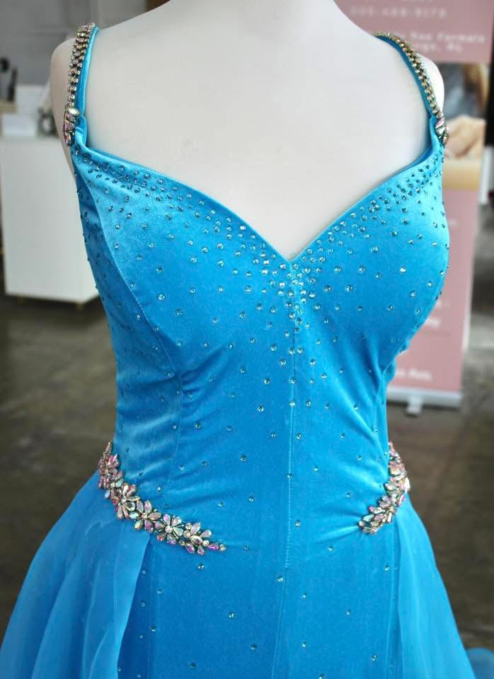 Johnathan Kayne/Sydney’s Closet JK2306 Size 14-16