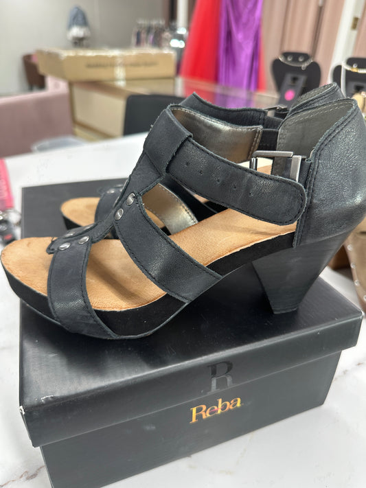 Size 7.5 Reba Shoes